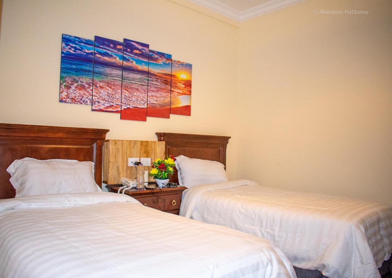 Choice Guest House 2 แอดดิสอาบาบา ภายนอก รูปภาพ
