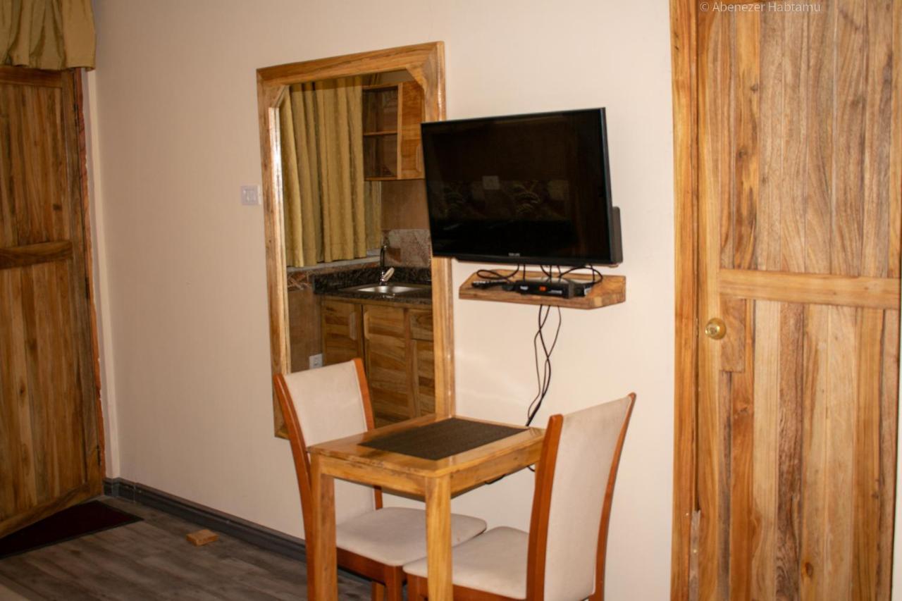Choice Guest House 2 แอดดิสอาบาบา ภายนอก รูปภาพ