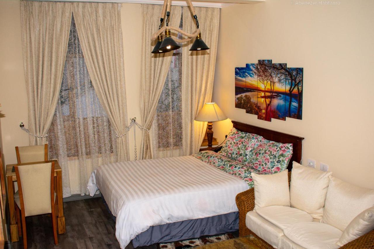 Choice Guest House 2 แอดดิสอาบาบา ภายนอก รูปภาพ