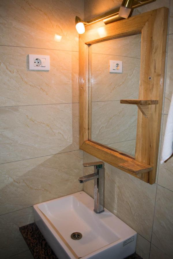 Choice Guest House 2 แอดดิสอาบาบา ภายนอก รูปภาพ