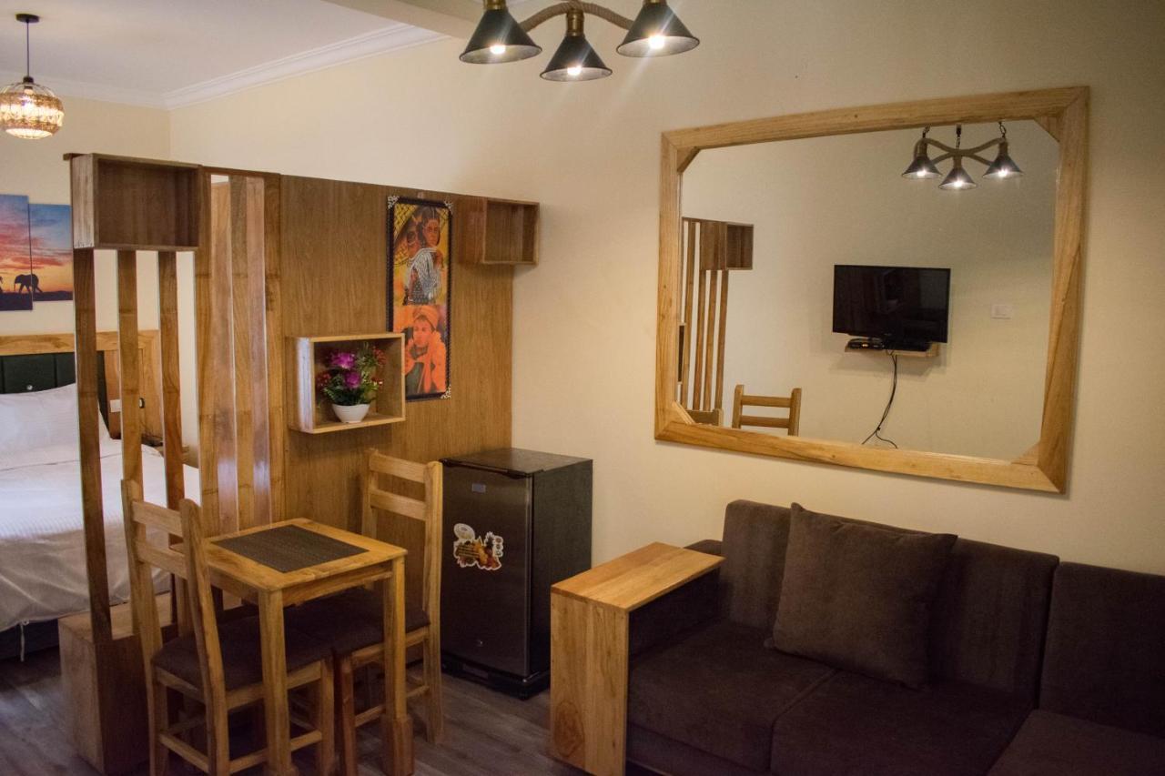 Choice Guest House 2 แอดดิสอาบาบา ภายนอก รูปภาพ